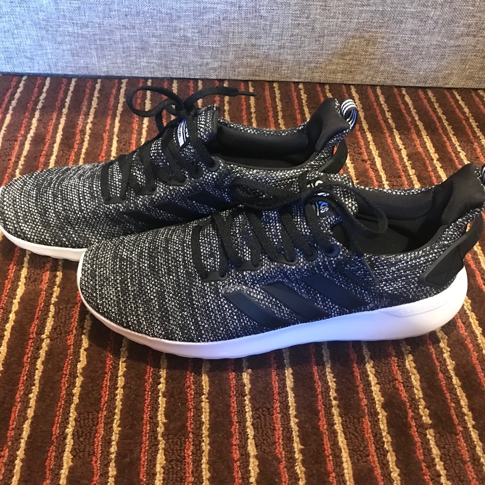 Men’s Adidas Lite Racer Cloudfoam Sneakers NWOT